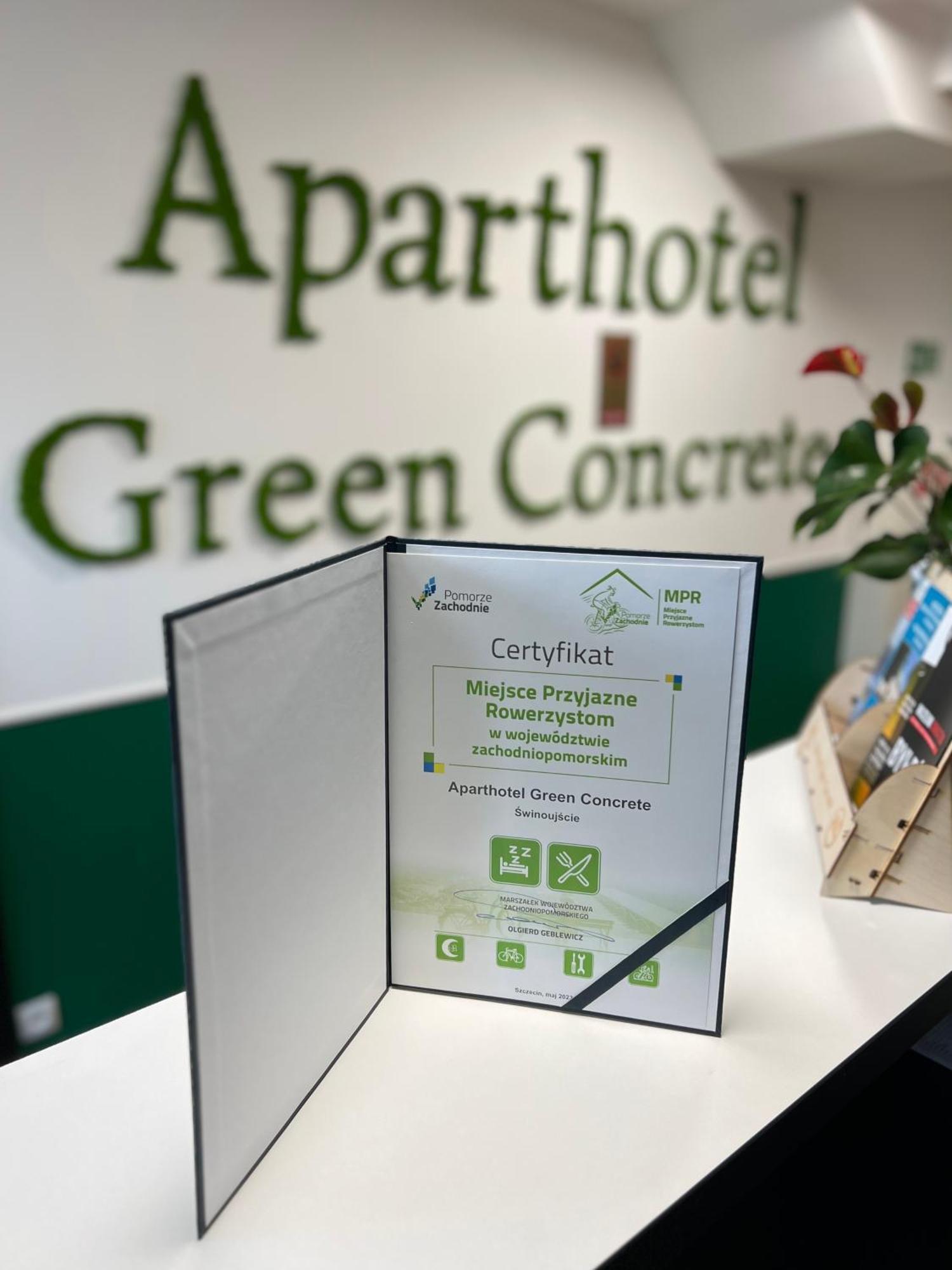 Aparthotel Green Concrete - Eko-Bus Na Plaze, Rowery I Masaze 슈비노우이스쳬 외부 사진