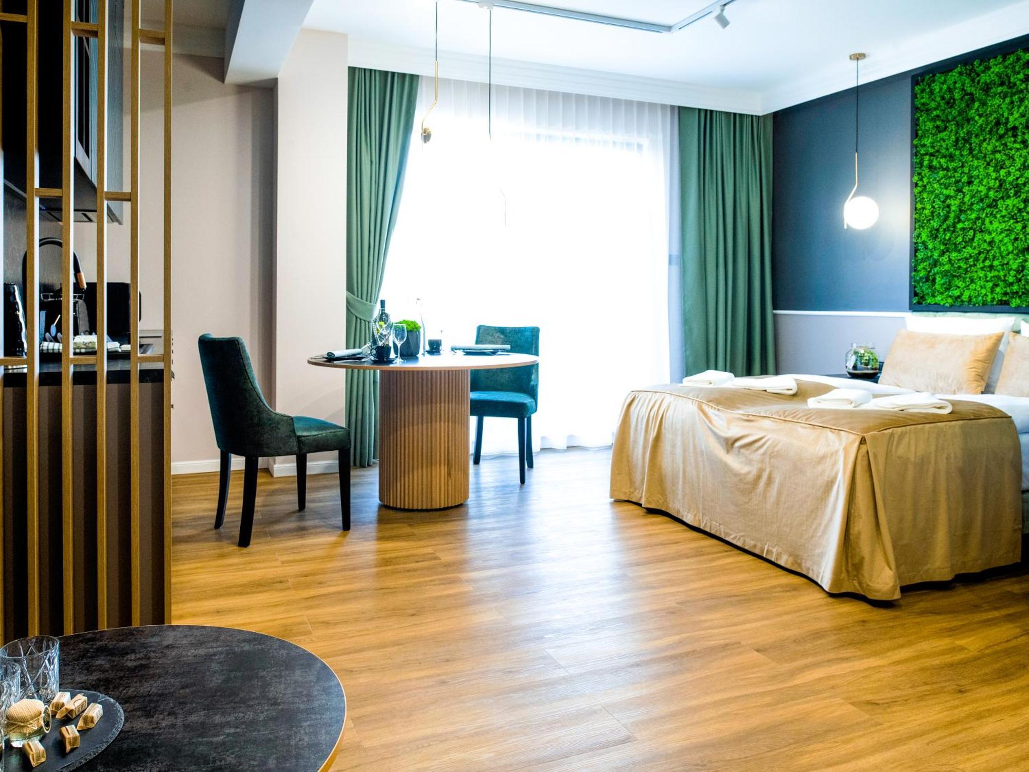 Aparthotel Green Concrete - Eko-Bus Na Plaze, Rowery I Masaze 슈비노우이스쳬 외부 사진